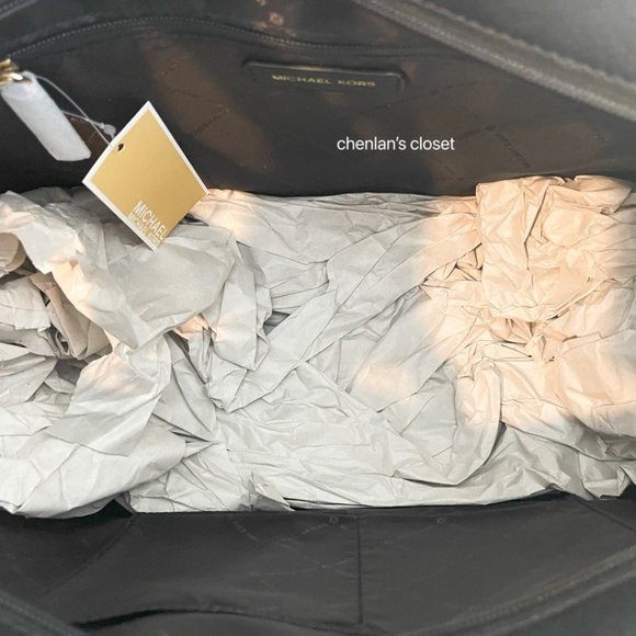 🎀NeW! Michael Kors Gilly Drawstring Tote Set - Picture 4 of 9